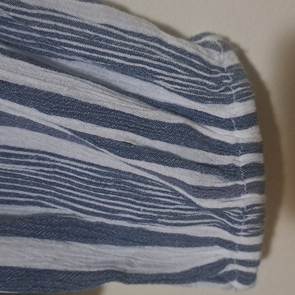 NWT American eagle woman Strip On or off the shoulder strech blouse Size M - Picture 3 of 6